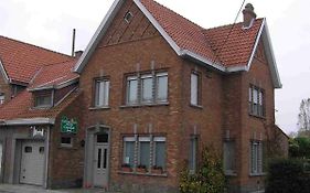 B&B House Caesekin